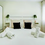 Matucana By Hello Homes * סיטגס