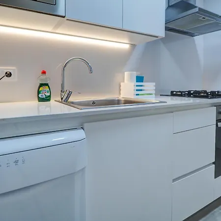 Matucana By Hello Homes סיטגס